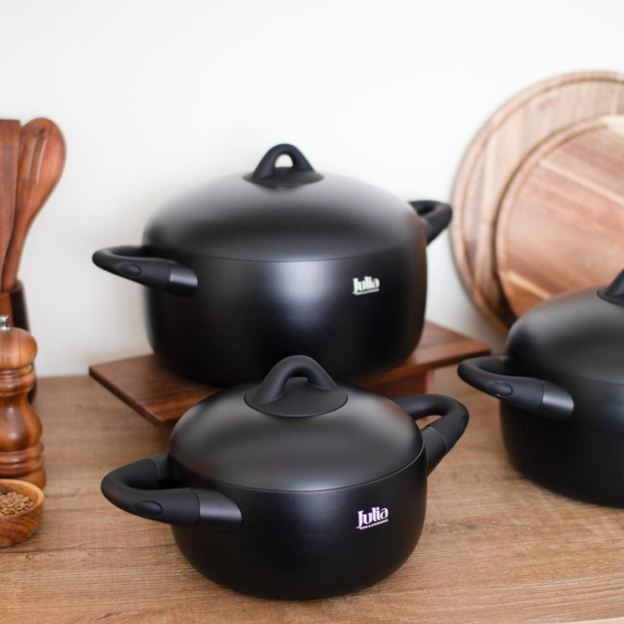 طنجرة 20سم julia black tec  ju11263368