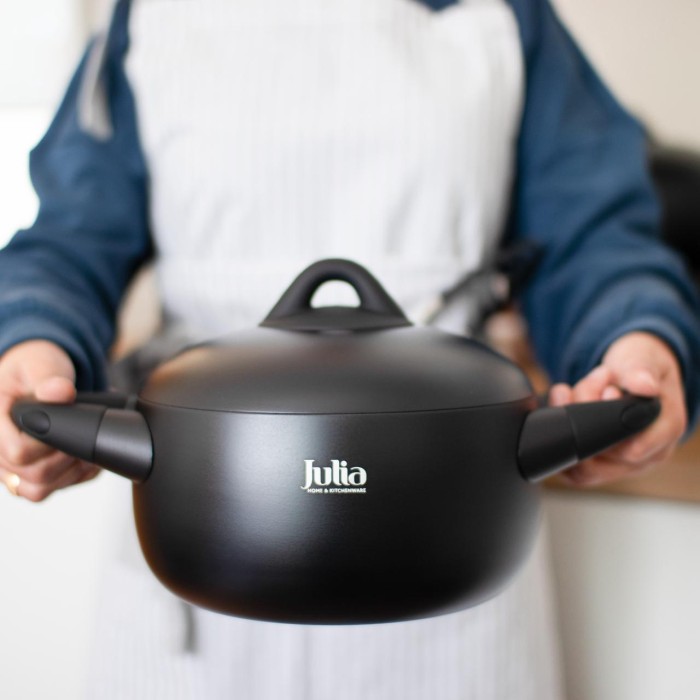 طنجرة 20سم julia black tec  ju11263368