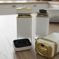 مملحة زجاج  ابيض مربع غطاء ذهبي 9242398